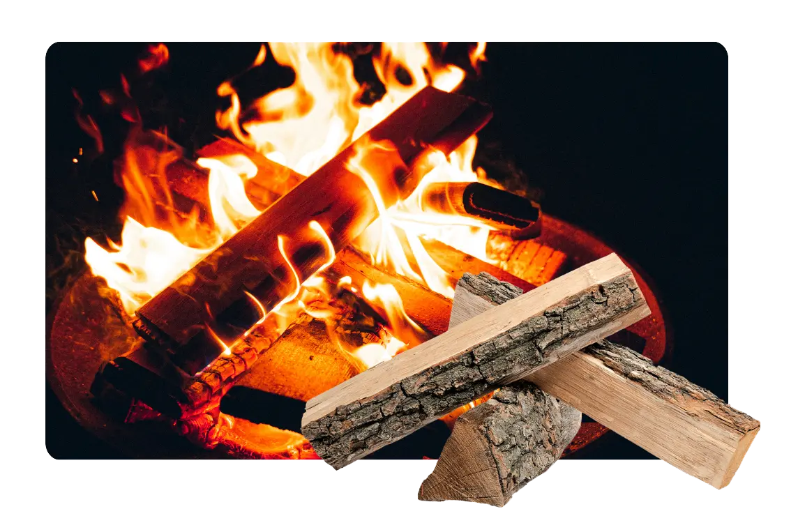 Feuerschale mit drei Scheitel Eichenholz im Vordergrund