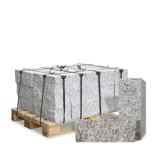GRG10-Granit-Mauerstein-40x20x10-gesaegt-gebrochen-15erPalette-2steine.webp